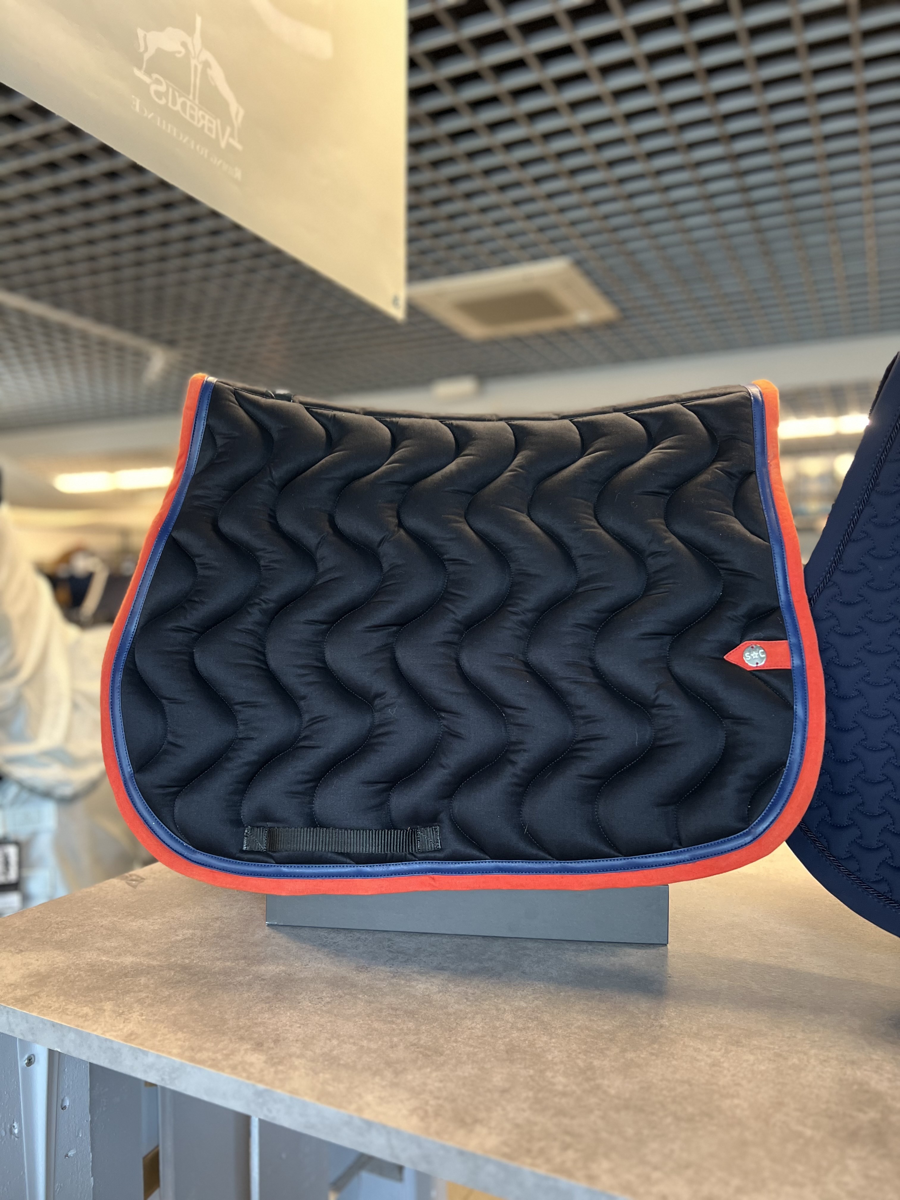 Tapis à rainures Maverick pour allées en milieu agricole