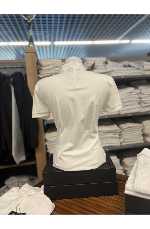 Polo vestrum este blanc/s